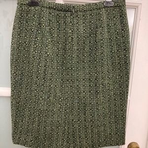 Ann Taylor Loft Wool Blend Midi Pencil Skirt Size: 8P
